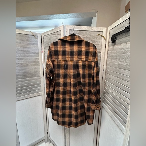 NWT BLOOMING JELLY Black & Caramel Plaid Boyfriend Shirt. Women’s Small Juniors - Picture 5 of 10